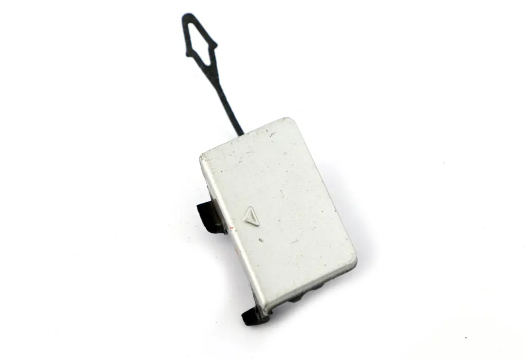 BMW E87 Aletta Occhio di traino Paraurti anteriore Titansilber Silver 7117623 - SKU 0033977-TS - Numero di parte 0033977