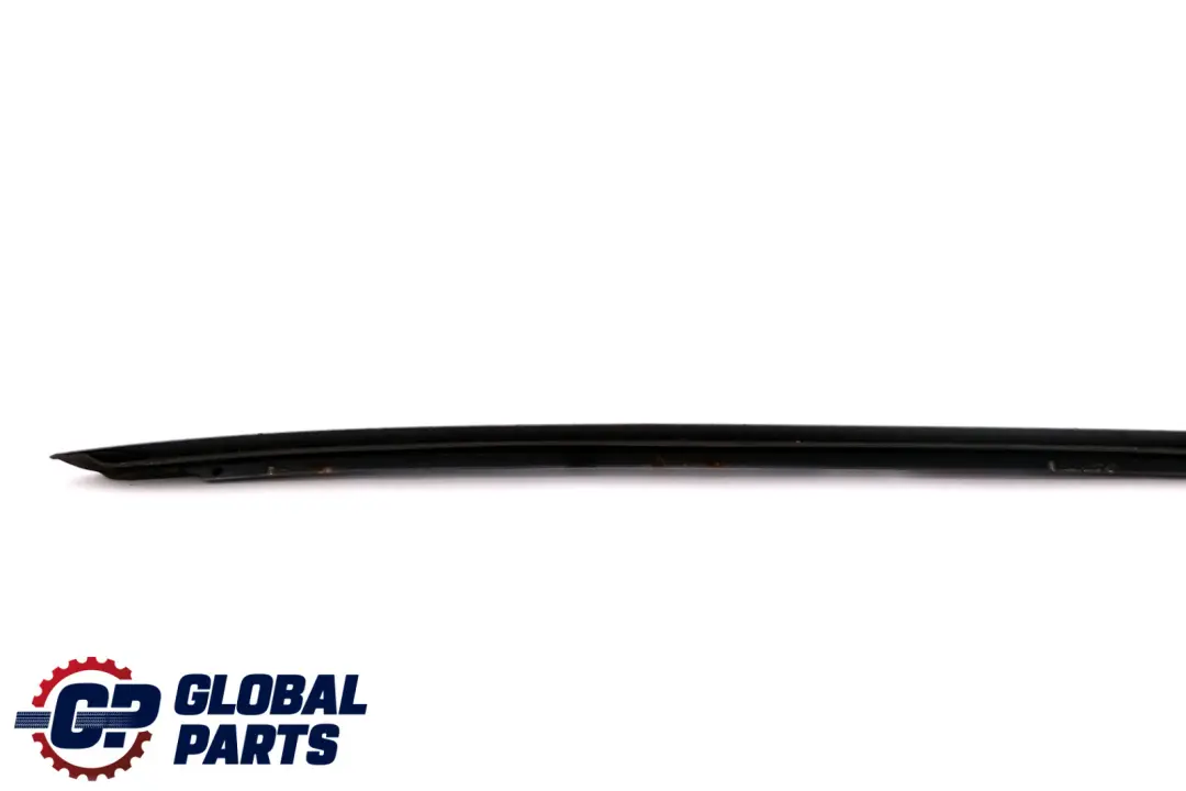 Embellecedor Exterior Parabrisas Delantero Izquierdo Arktis para BMW E90 E91 con número de pieza 7126939 BMW E90 E91 Embellecedor Exterior Parabrisas Delantero Izquierdo Arktis - SKU 0034043-AM1 - Número de pieza 7126939