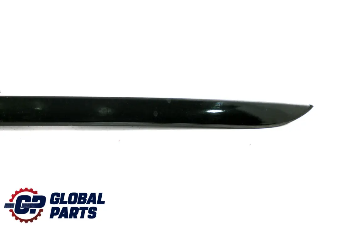 BMW E90 E91 LCI Wasserfangleiste A L'Avant Gauche Noir Sapphire - SKU 0034043-BS - Numéro de pièce 0034043
