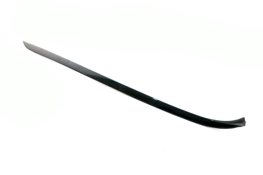 Frontzierblende Außen Rechts Schwarz Sapphire - 475 für BMW E90 E91 LCI mit Teilenummer 0034044 BMW E90 E91 LCI Frontzierblende Außen Rechts Schwarz Sapphire - 475 - SKU 0034044-BS - Teilenummer 0034044