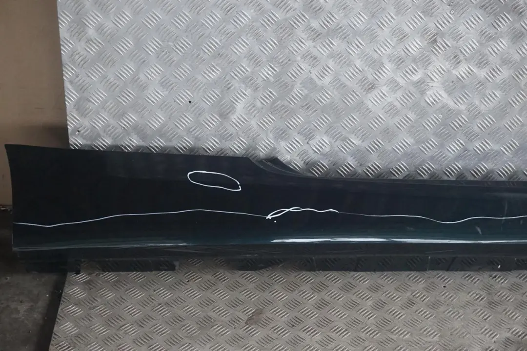 Schwellerleiste Blende Schweller Rechts Tiefgruen Gruen A43 für BMW 3 er E92 E93 mit Teilenummer 0034058 BMW 3 er E92 E93 Schwellerleiste Blende Schweller Rechts Tiefgruen Gruen A43 - SKU 0034058-TG - Teilenummer 0034058