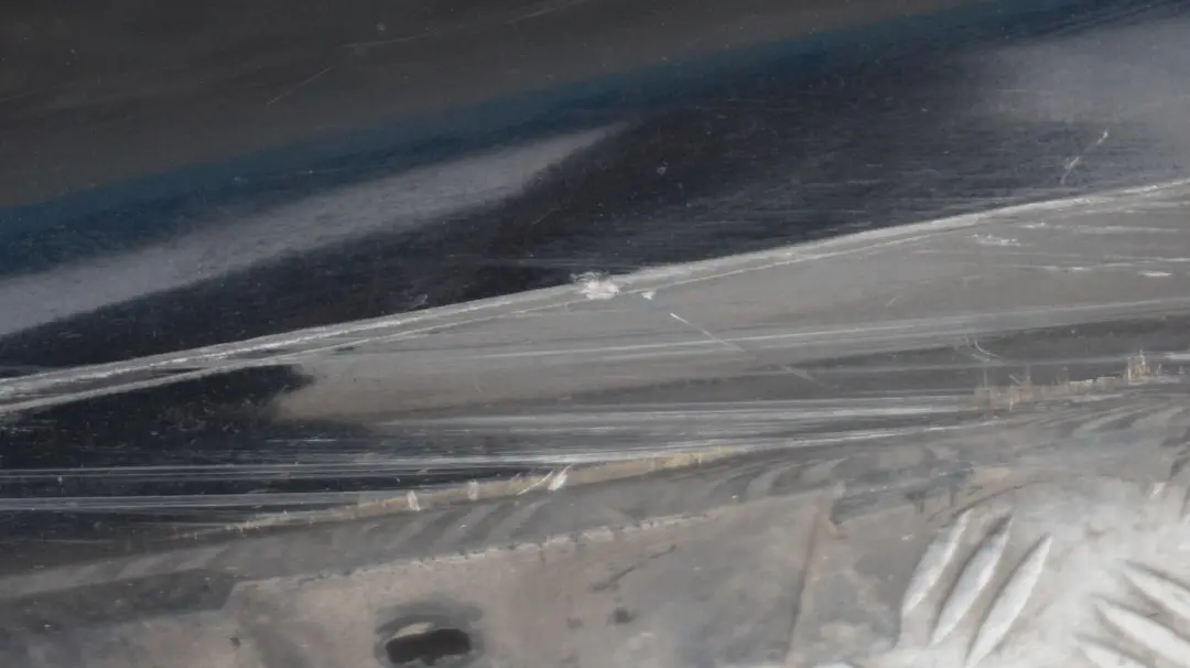 Sill Strip Faldon Lateral Izquierdo Negro Zafiro Metalico 475 para BMW E92 E93 con número de pieza 0034059 BMW E92 E93 Sill Strip Faldon Lateral Izquierdo Negro Zafiro Metalico 475 - SKU 0034059-BS - Número de pieza 0034059