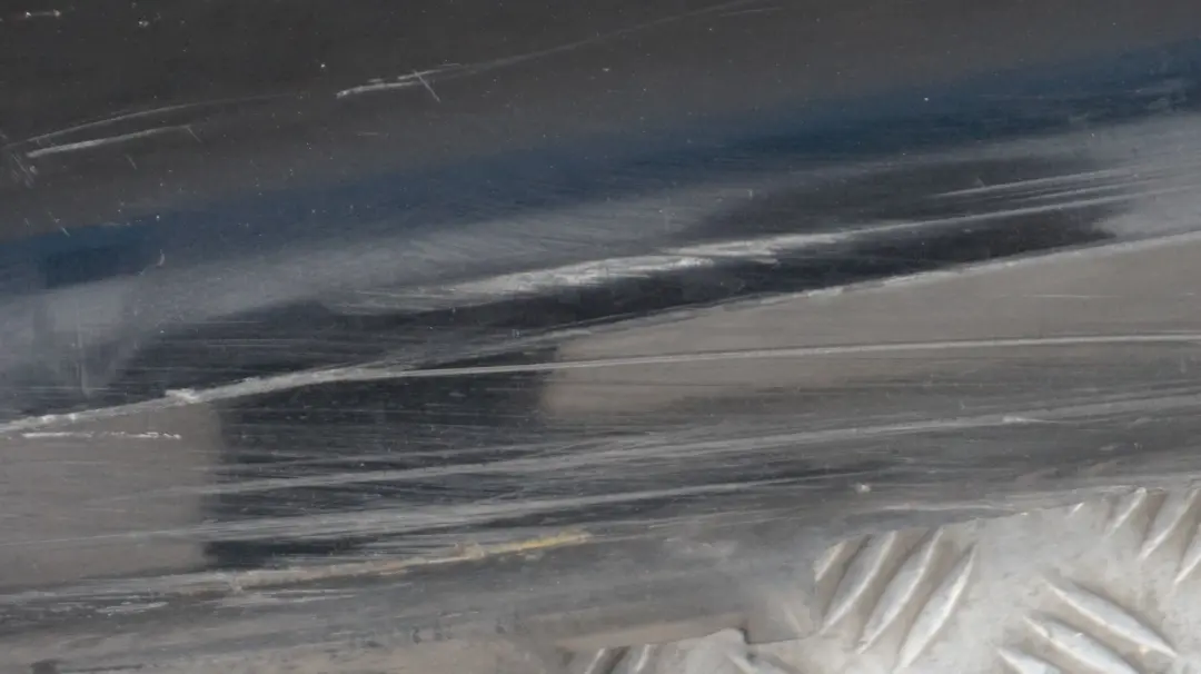 Bas de Porte Peint A Gauche Noir Sapphire Met 475 pour BMW E92 E93 à propos du numéro de pièce 0034059 BMW E92 E93 Bas de Porte Peint A Gauche Noir Sapphire Met 475 - SKU 0034059-BS - Numéro de pièce 0034059