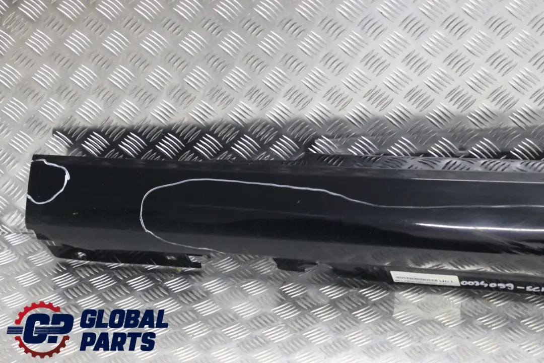BMW E92 E93 Bas de Porte Seuil A Gauche Noir - 668 - SKU 0034059-SCH1 - Numéro de pièce 0034059