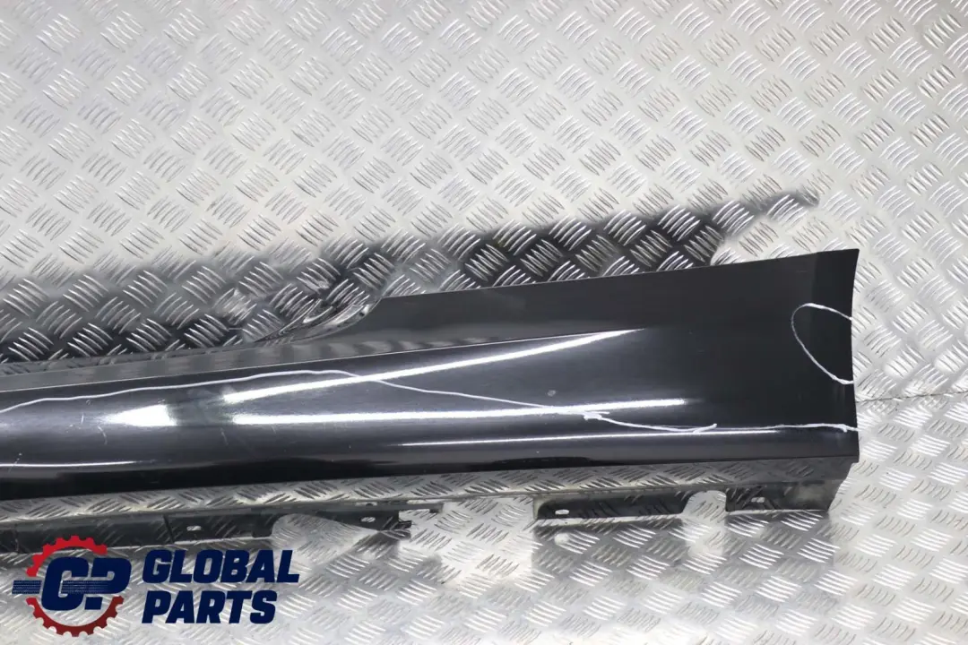 BMW E92 E93 Bas de Porte Seuil A Gauche Noir - 668 - SKU 0034059-SCH1 - Numéro de pièce 0034059