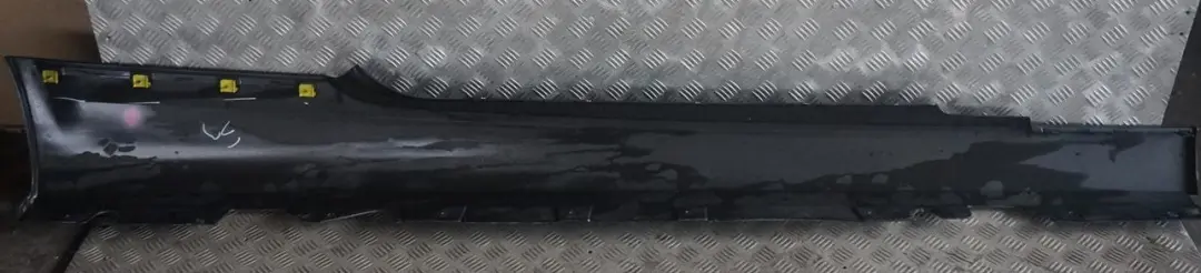 Sill Strip Faldon Lateral Izquierdo Tiefgruen Verde Profundo - A43 para BMW E92 E93 con número de pieza 0034059 BMW E92 E93 Sill Strip Faldon Lateral Izquierdo Tiefgruen Verde Profundo - A43 - SKU 0034059-TG - Número de pieza 0034059