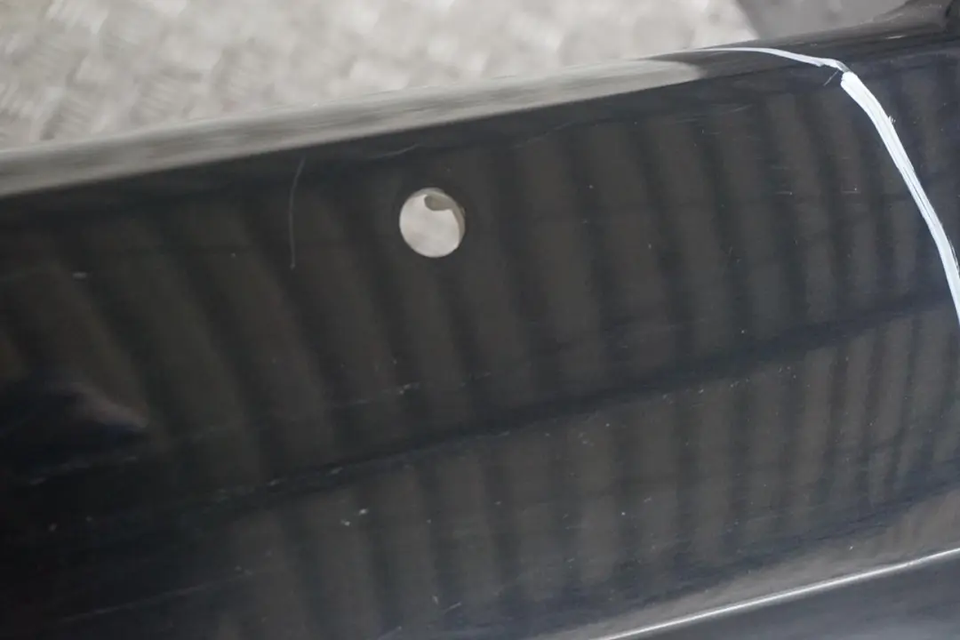 Zderzak tylny tył pdc black saphire do BMW E92 E93 o numerze 0034474 BMW E92 E93 Zderzak tylny tył pdc black saphire - SKU 0034474-BS6 - Numer Części 0034474