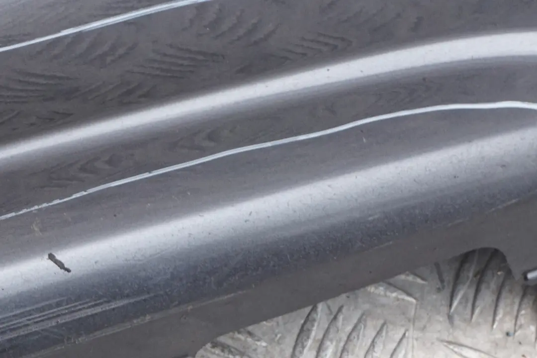 Sill Strip Faldon Derecho Sparkling Graphite para BMW E81 E82 E88 M SPORT con número de pieza 0034732 BMW E81 E82 E88 M SPORT Sill Strip Faldon Derecho Sparkling Graphite - SKU 0034732-SG1 - Número de pieza 0034732