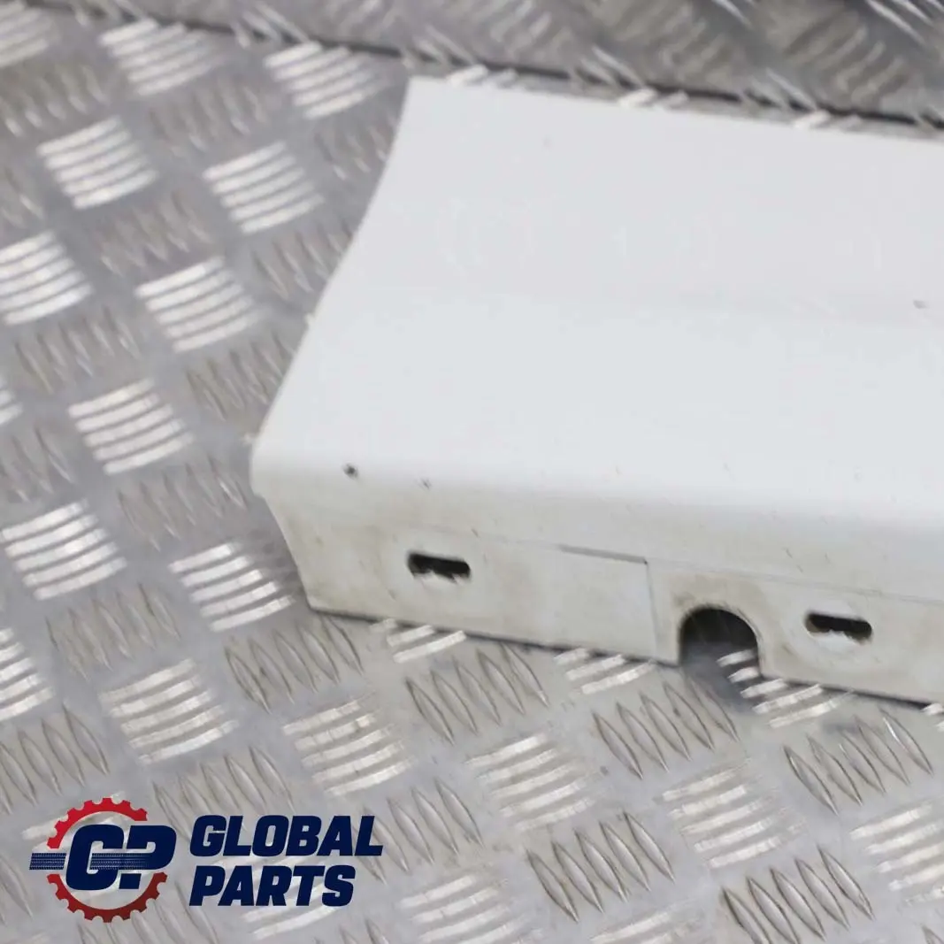 BMW E81 E82 E88 Bas de Porte Couverture Seuil Droite Blanc des Alpes - 300 - SKU 0036142-AW2 - Numéro de pièce 0036142