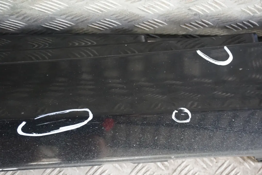 BMW E81 E82 E88 Listello Portiera Apertura Gonna Destro Nero - SKU 0036142-SCH6 - Numero di parte 0036142