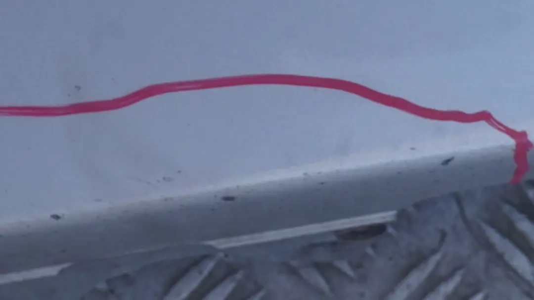 Sill Strip Faldon Lateral Derecho Titansilber Plata para BMW 2 E81 E82 E88 con número de pieza 0036142 BMW 2 E81 E82 E88 Sill Strip Faldon Lateral Derecho Titansilber Plata - SKU 0036142-TS2 - Número de pieza 0036142