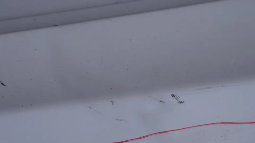 Faldón lateral izquierdo Alpinweiss White para BMW 2 E81 E82 E88 con número de pieza 0036143 BMW 2 E81 E82 E88 Faldón lateral izquierdo Alpinweiss White - SKU 0036143-AW2 - Número de pieza 0036143