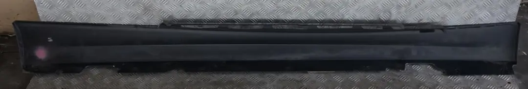 BMW E81 E82 E88 Bas de Porte Couverture Seuil A Gauche Noir Sapphire Noir - SKU 0036143-BS2 - Numéro de pièce 0036143