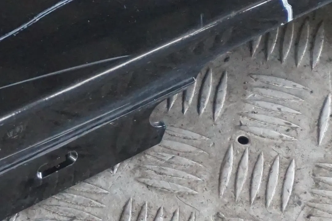 BMW 1 E81 E82 Nakładka próg lewy black saphire - SKU 0036143-BS2 - Numer Części 0036143