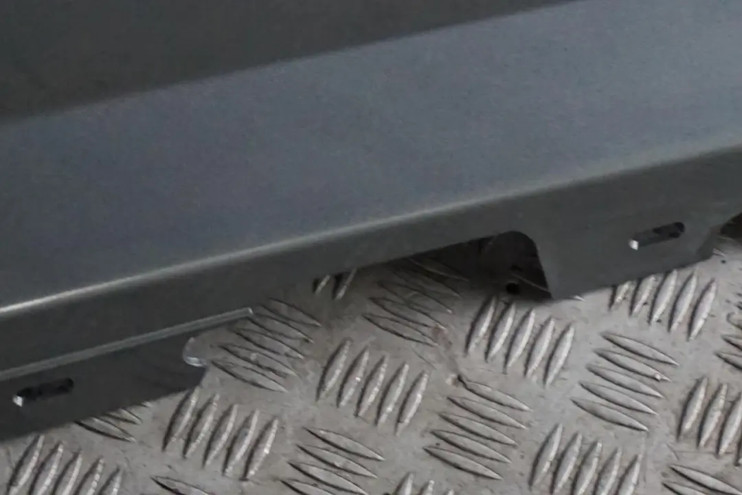 BMW E81 E82 E88 Listello Portiera Apertura Gonna SX Grigio Space Grigio - A52 - SKU 0036143-SCG - Numero di parte 0036143