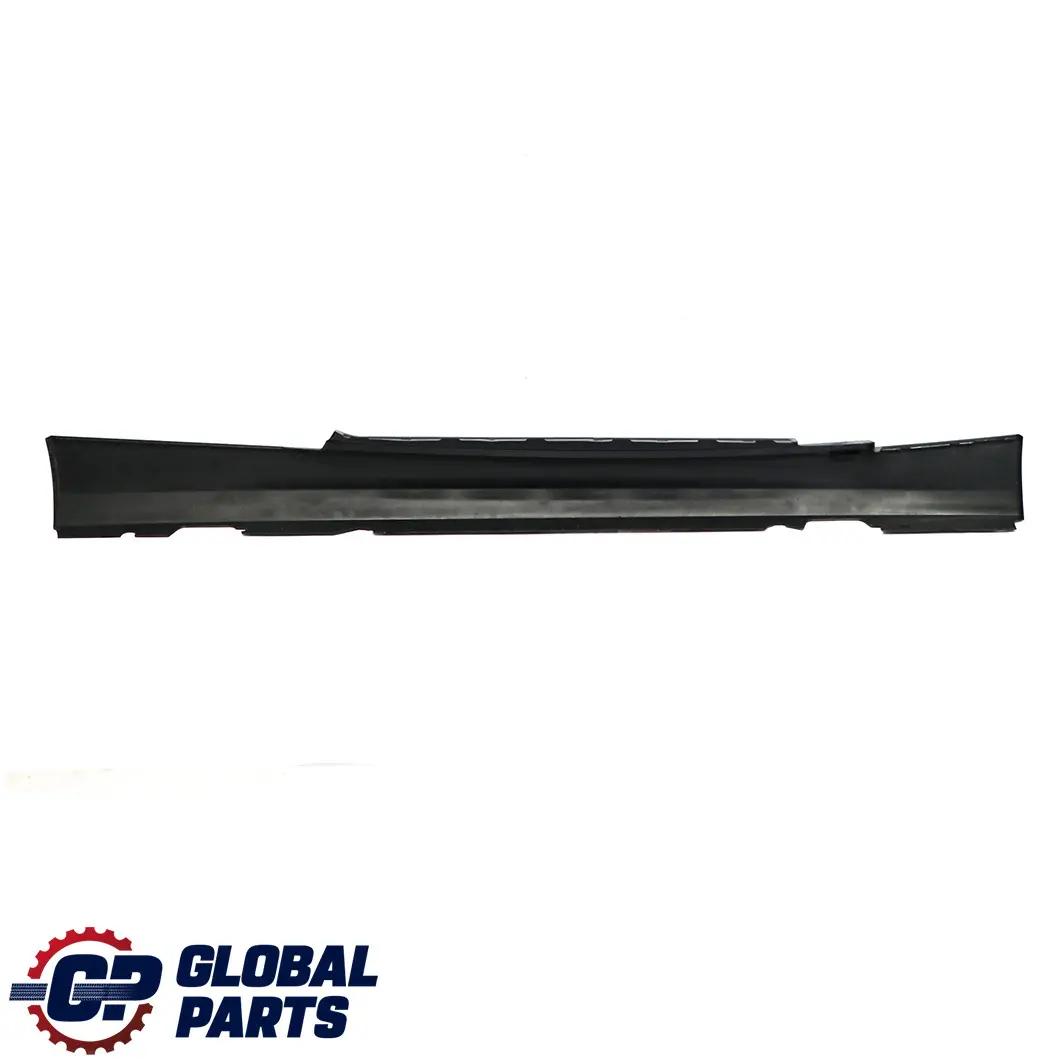 BMW E81 E82 E88 Bas de Porte Couverture Seuil Gauche de Coloris Noir - SKU 0036143-SCH - Numéro de pièce 0036143