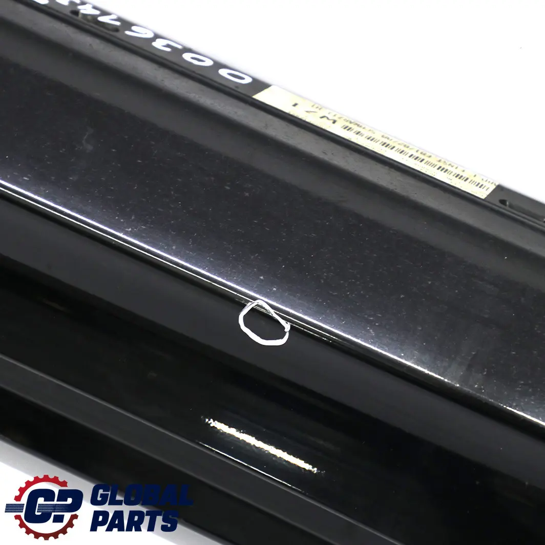 BMW E81 E82 E88 Bas de Porte Couverture Seuil Gauche de Coloris Noir - SKU 0036143-SCH - Numéro de pièce 0036143