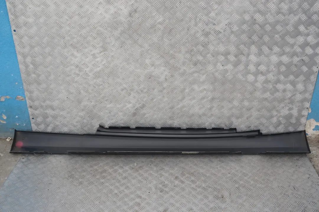 BMW 1 E81 E82 Nakładka próg lewy schwarz II 668 - SKU 0036143-SCH7 - Numer Części 0036143