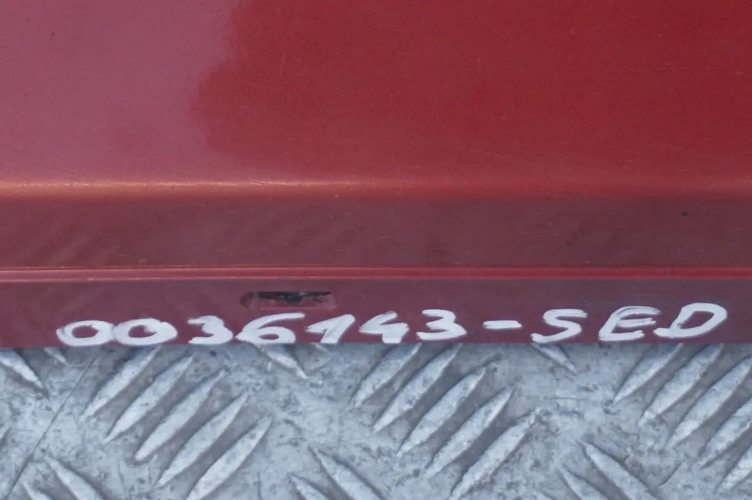BMW E81 E82 E88 Listello Portiera Apertura Gonna SX Rosso Sedona Rosso - SKU 0036143-SED - Numero di parte 0036143