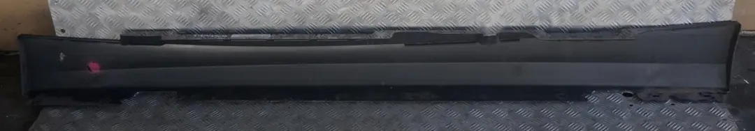 Schwellerleiste Blende Schweller Rechts Tiefseeblau Blau - A76 für BMW 1 E87 LCI mit Teilenummer 0036144 BMW 1 E87 LCI Schwellerleiste Blende Schweller Rechts Tiefseeblau Blau - A76 - SKU 0036144-DSB - Teilenummer 0036144