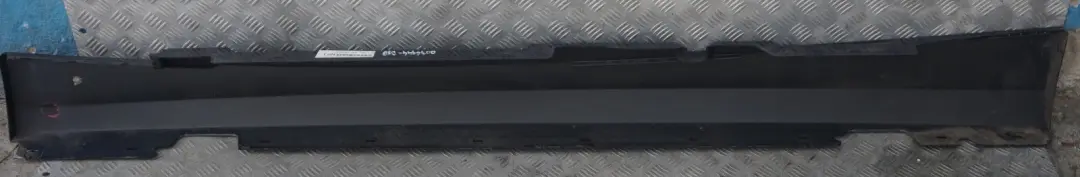 Sill Strip Side Skirt Right Tiefseeblau Deep Sea Bl para BMW E87N LCI con número de pieza 51770036144 BMW E87N LCI Sill Strip Side Skirt Right Tiefseeblau Deep Sea Bl - SKU 0036144-DSB1 - Número de pieza 51770036144