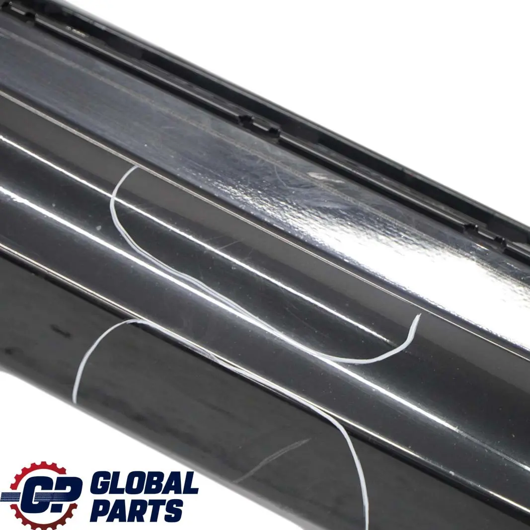 BMW E87 LCI Bas de Porte Couverture Seuil Droite Noir - 668 - SKU 0036144-SCH6 - Numéro de pièce 0036144