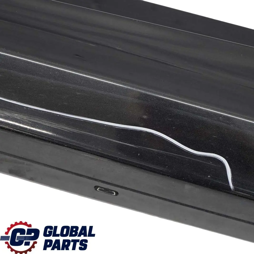 BMW E87 LCI Bas de Porte Couverture Seuil A Gauche Noir Saphir - 475 - SKU 0036145-BS11 - Numéro de pièce 0036145