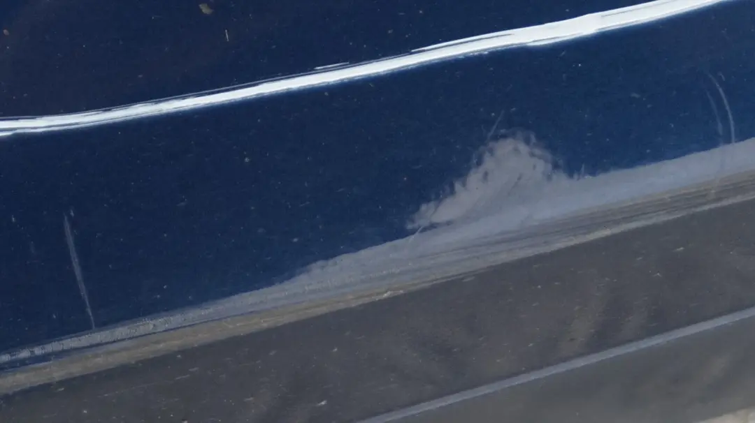 BMW E87N LCI Sill strip side skirt left Tiefseeblau Deep Sea Blu - SKU 0036145-DSB1 - Número de pieza 0036145