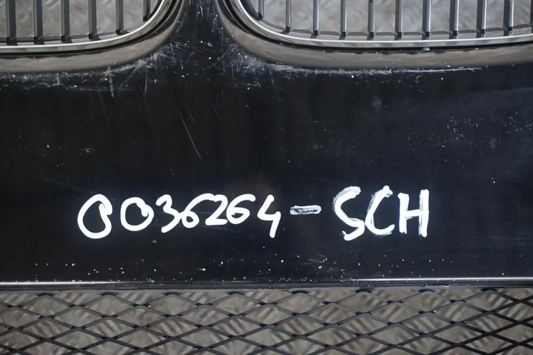 Aerokit Front Bumper Trim Panel Schwarz 2 Black - 668 to BMW 3 Series E92 E93 with Part number 0036264 BMW 3 Series E92 E93 Aerokit Front Bumper Trim Panel Schwarz 2 Black - 668 - SKU 0036264-SCH - Part number 0036264