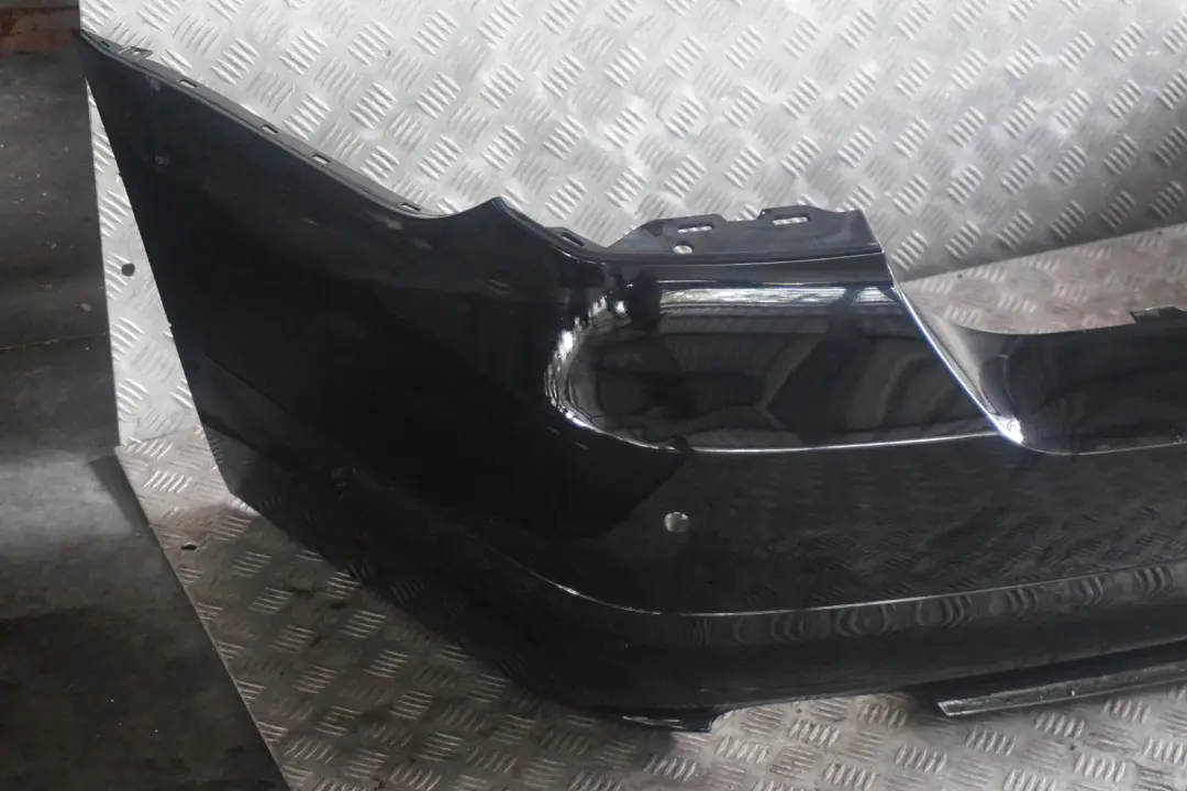 Lift Rear Bumper Trim Panel Schwarz 2 Black - 668 to BMW 3 Series E90 LCi with Part number 0036875 BMW 3 Series E90 LCi Lift Rear Bumper Trim Panel Schwarz 2 Black - 668 - SKU 0036874-SCH - Part number 0036875