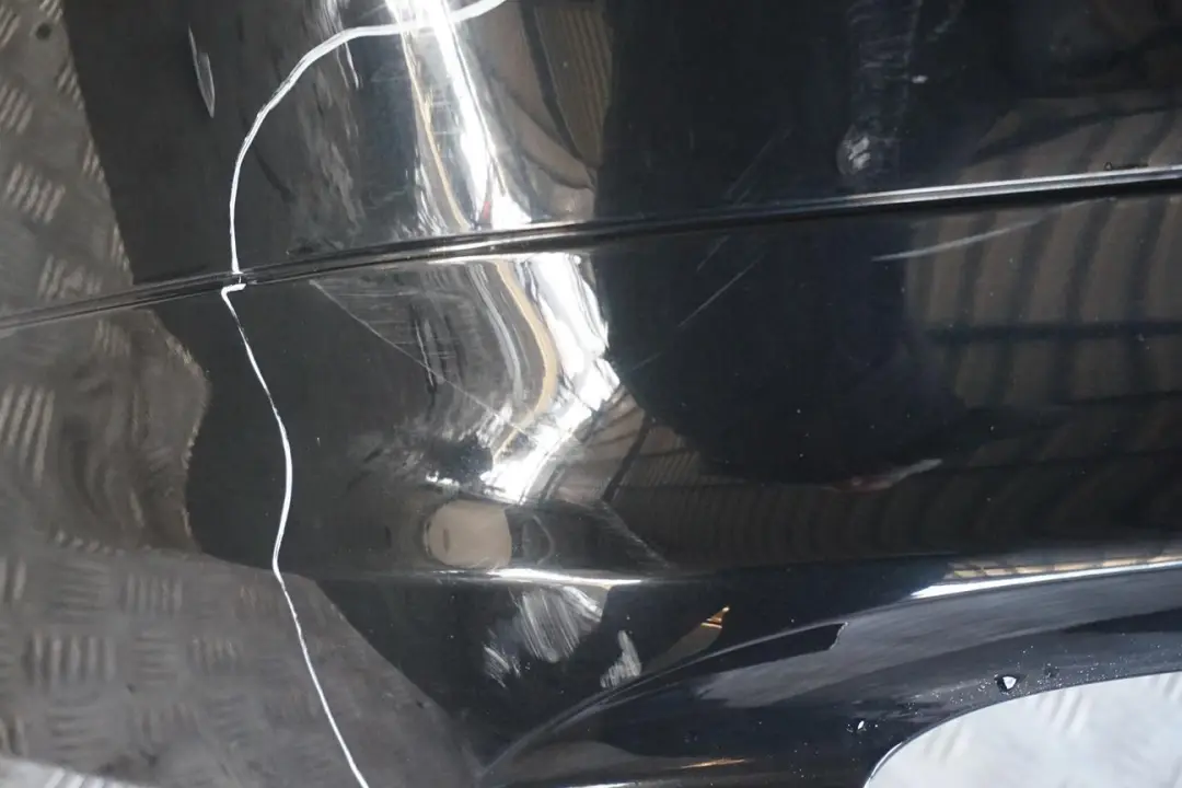 Zderzak tylny tył schwarz II do BMW 3 E90 LCI o numerze 0036875 BMW 3 E90 LCI Zderzak tylny tył schwarz II - SKU 0036875-SCH1 - Numer Części 0036875