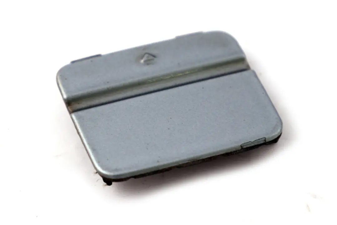 BMW E90 LCI Klappe Abschleppöse Heckstoßstange Bluewater - 896 7202671 - SKU 0036878-WB - Teilenummer 0036878