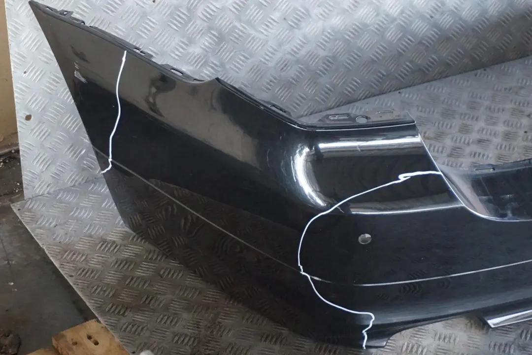 Bumper Trim Panel Black Sapphire Metallic - 475 to BMW 3 Series E91 LCI Rear with Part number 0036883 BMW 3 Series E91 LCI Rear Bumper Trim Panel Black Sapphire Metallic - 475 - SKU 0036883-BS - Part number 0036883