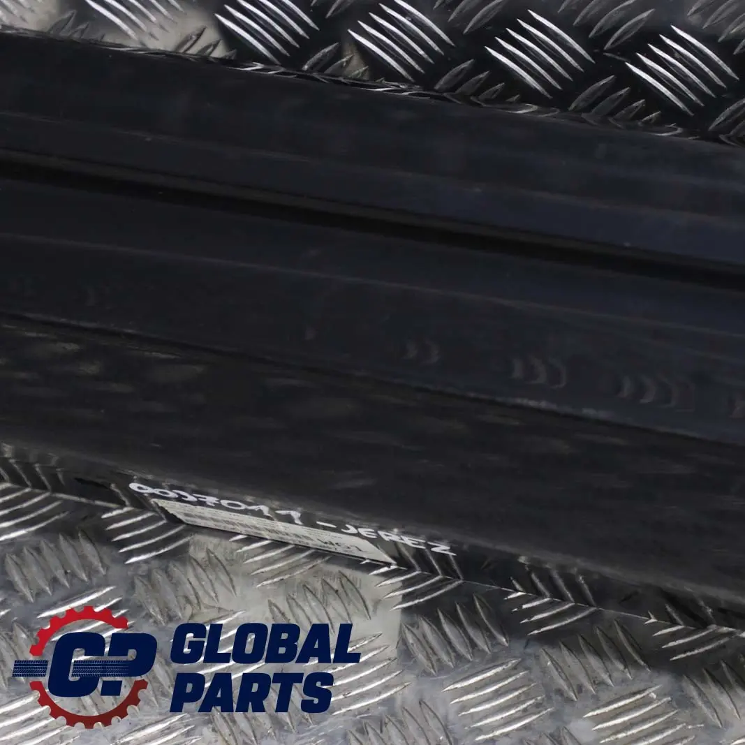 Bas de Porte Seuil a Gauche Jerez Noir - A73 pour BMW E93 M3 Cabriolet à propos du numéro de pièce 0037011 BMW E93 M3 Cabriolet Bas de Porte Seuil a Gauche Jerez Noir - A73 - SKU 0037011-JEREZ - Numéro de pièce 0037011