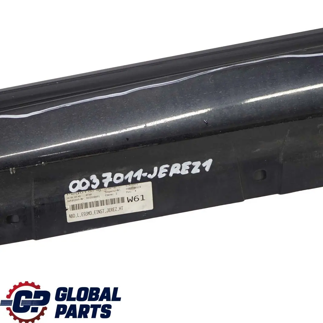 Sill Strip Faldon Lateral Izquierdo Jerezschwarz - A73 para BMW E93 M3 Convertible con número de pieza 0037011 BMW E93 M3 Convertible Sill Strip Faldon Lateral Izquierdo Jerezschwarz - A73 - SKU 0037011-JEREZ1 - Número de pieza 0037011