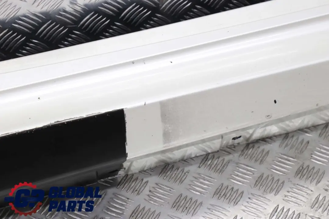BMW E93 M3 Convertible Sill Strip Faldon Lateral Derecho Blanco Oro - SKU 0037012-WG - Número de pieza 0037012