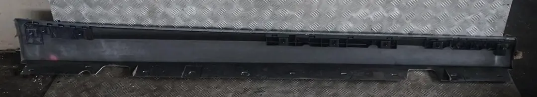 nakładka próg lewy Bluewater do BMW E90 LCI o numerze 0037059 BMW E90 LCI nakładka próg lewy Bluewater - SKU 0037059-WB1 - Numer Części 0037059