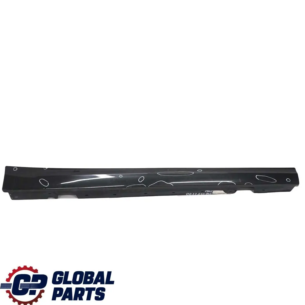 Listwa Próg Prawy Black Sapphire do BMW E90 E91 LCI 3 o numerze 0037060 BMW E90 E91 LCI 3 Listwa Próg Prawy Black Sapphire - SKU 0037060-BS3 - Numer Części 0037060