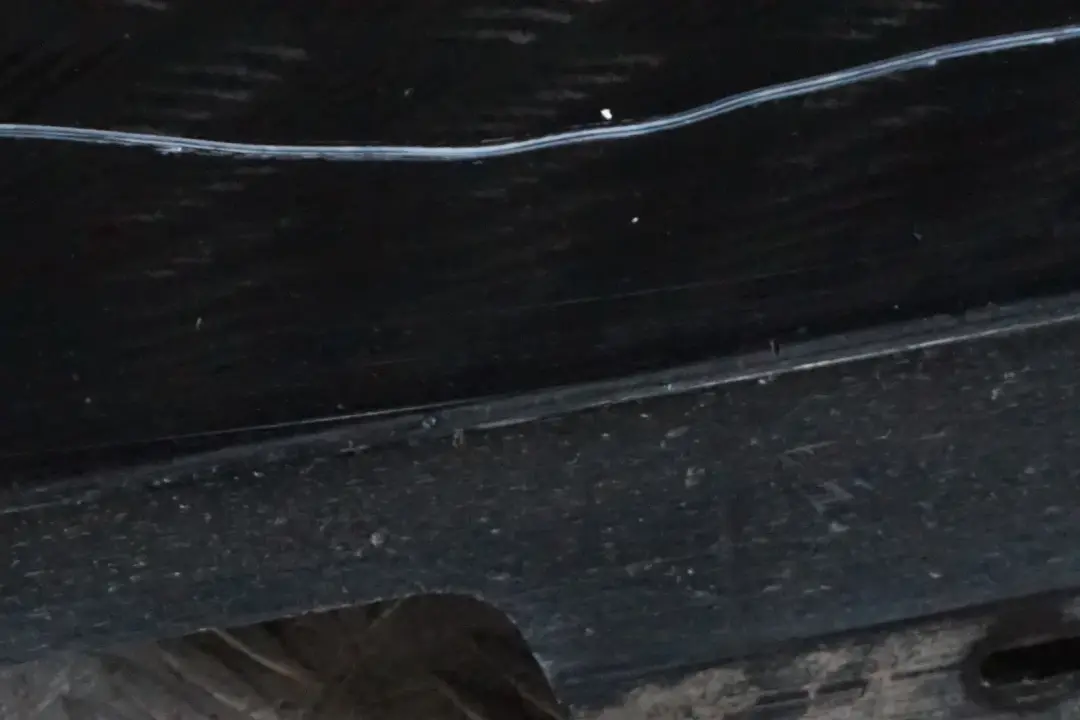 BMW E90 E91 LCI Bas de Porte Couverture Seuil Droite Noir - 668 - SKU 0037060-SCH - Numéro de pièce 37060