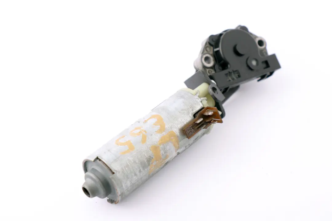 Adjustment Drive Motor Bosch 0 130 002 585 to BMW 7 Series E65 1 Rear Seat with Part number 0130002585 BMW 7 Series E65 1 Rear Seat Adjustment Drive Motor Bosch 0 130 002 585 - SKU 0130002585-1 - Part number 0130002585