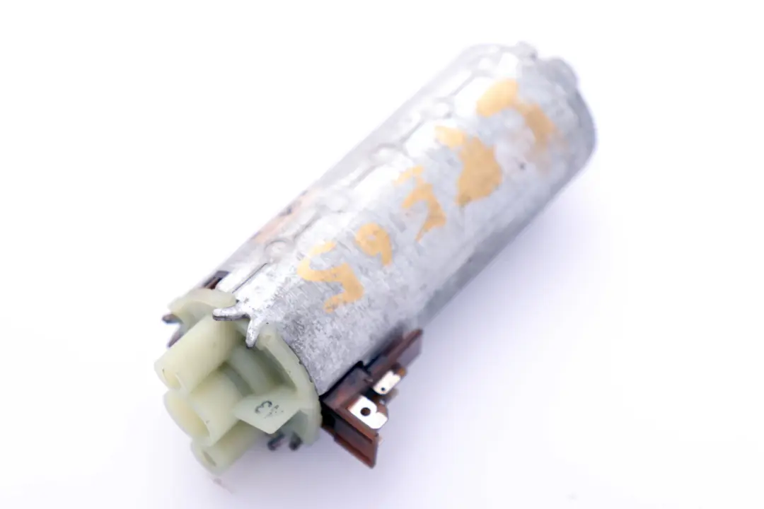 Adjustment Drive Motor Bosch 0 130 002 585 to BMW 7 Series E65 Rear Seat with Part number 0130002585 BMW 7 Series E65 Rear Seat Adjustment Drive Motor Bosch 0 130 002 585 - SKU 130002585 - Part number 0130002585