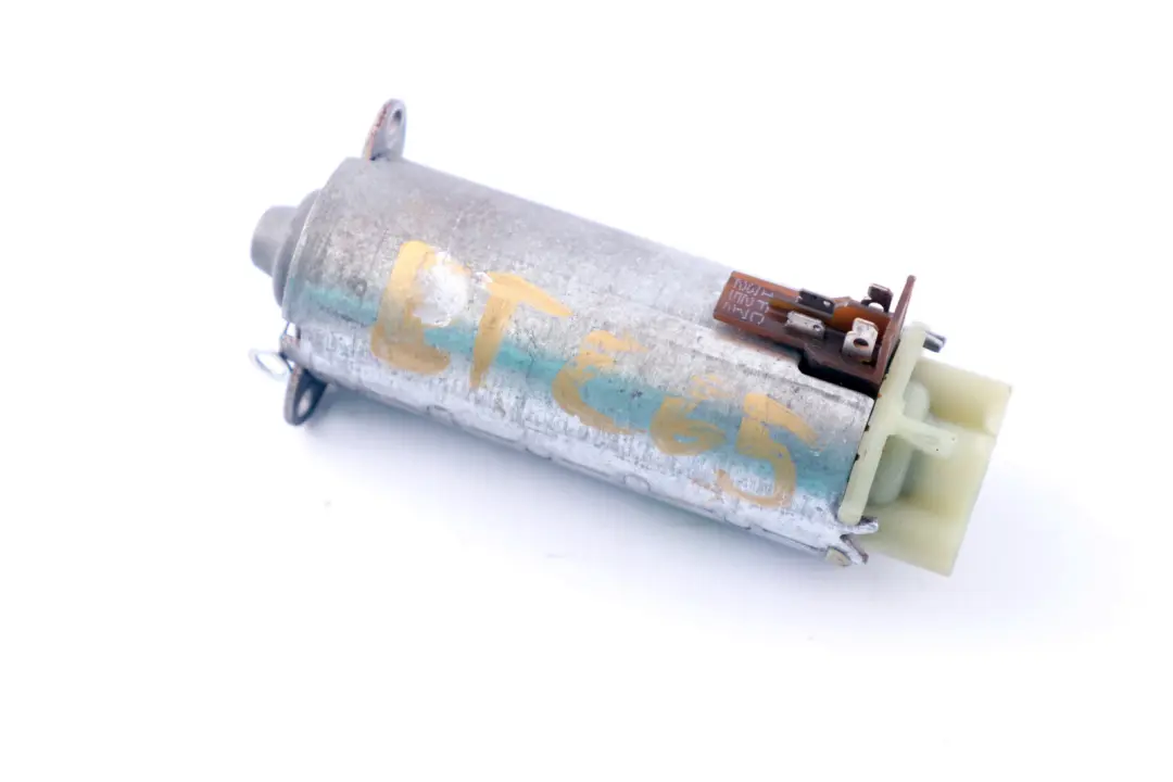 BMW 7 Series E65 Rear Seat Adjustment Drive Motor Bosch 0 130 002 586 - SKU 0130002586 - Part number 0130002586