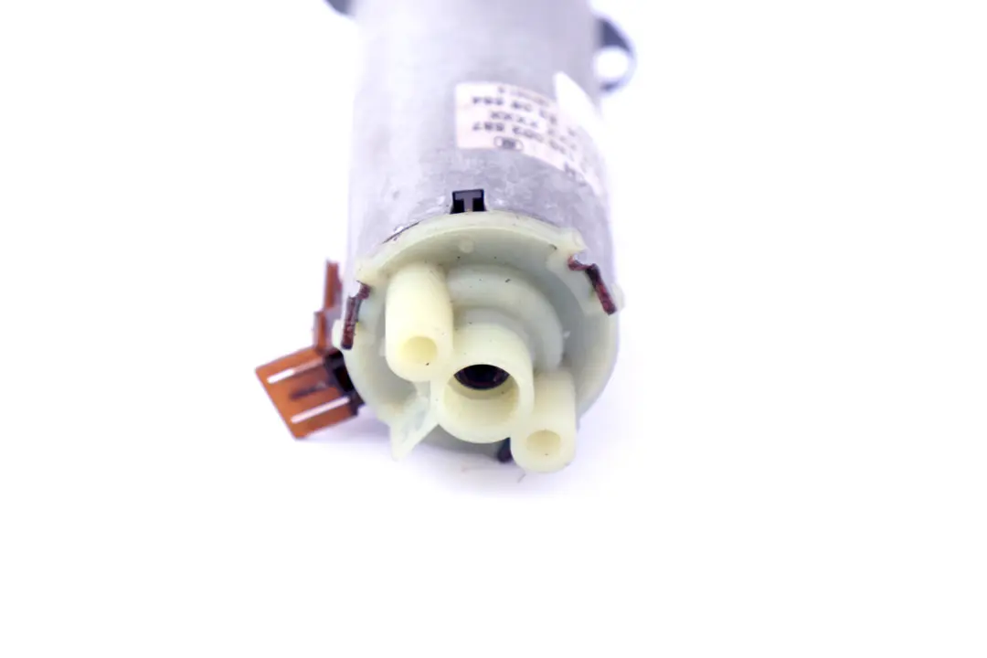 Adjustment Drive Motor Bosch 0 130 002 587 to BMW 7 Series E65 Rear Seat with Part number 0130002587 BMW 7 Series E65 Rear Seat Adjustment Drive Motor Bosch 0 130 002 587 - SKU 130002587 - Part number 0130002587