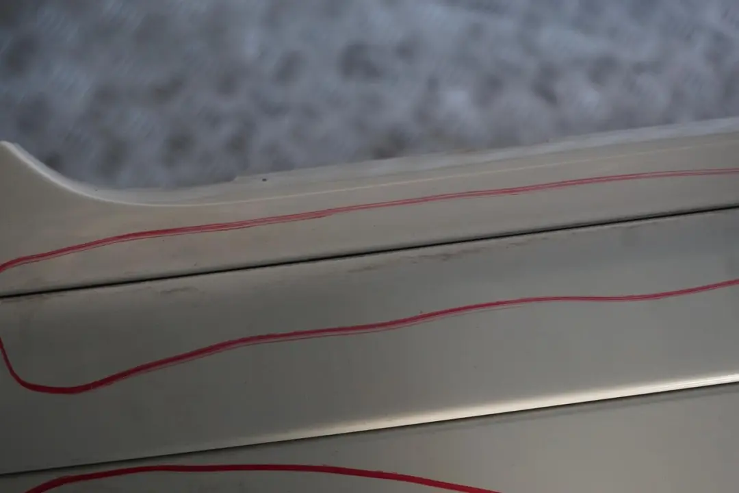 Zderzak tylny tył Alpinweiss do BMW E65 E66 E67 o numerze 0136743 BMW E65 E66 E67 Zderzak tylny tył Alpinweiss - SKU 0136743-AW - Numer Części 0136743