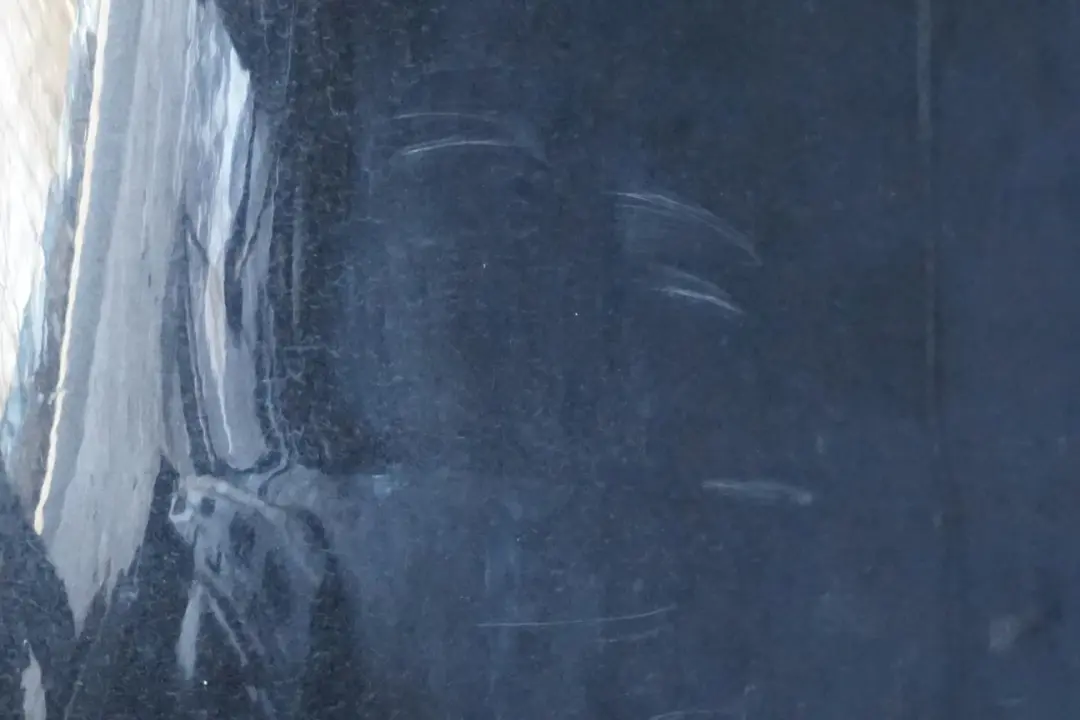 Zderzak tylny tył black saphire do BMW E65 E66 E67 o numerze 0136743 BMW E65 E66 E67 Zderzak tylny tył black saphire - SKU 0136743-BS - Numer Części 0136743