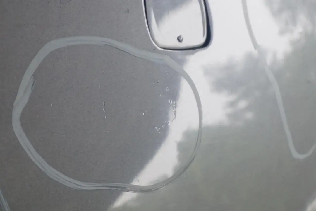 Bumper Trim Panel Sterlinggrau Grey Metallic - 472 to BMW 7 Series E65 E66 Rear with Part number 0136743 BMW 7 Series E65 E66 Rear Bumper Trim Panel Sterlinggrau Grey Metallic - 472 - SKU 0136743-STG - Part number 0136743