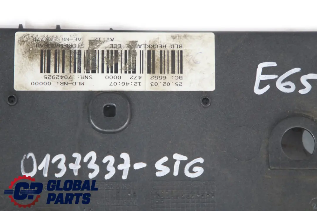 Finition Coffre Couvercle Hayon Sterlinggrau Gris Métallisé - 472 pour BMW E65 E66 à propos du numéro de pièce 0137337 BMW E65 E66 Finition Coffre Couvercle Hayon Sterlinggrau Gris Métallisé - 472 - SKU 0137337-STG - Numéro de pièce 0137337