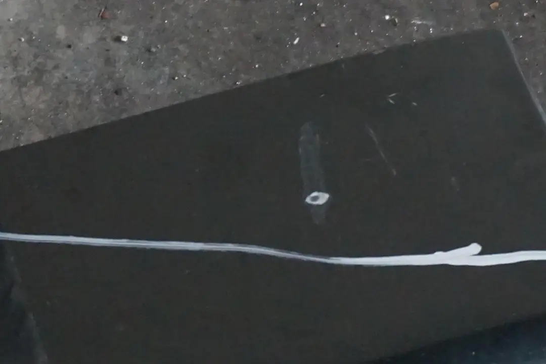 Bas de Porte Couverture Seuil A Gauche Bleu Tolede Metallique pour BMW E65 à propos du numéro de pièce 0140037 BMW E65 Bas de Porte Couverture Seuil A Gauche Bleu Tolede Metallique - SKU 0140037-OXF - Numéro de pièce 0140037