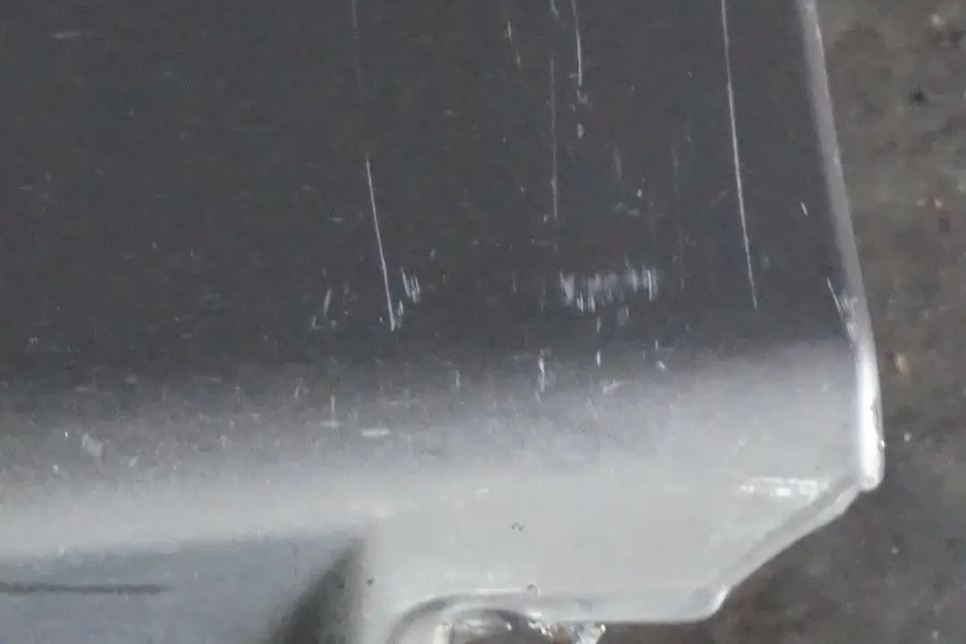  Faldon cubre umbral De puertaBMW E65 Izquierda Gris Sterlinggrau Metalizado 472 - SKU 0140037-STG - Número de pieza 0140037