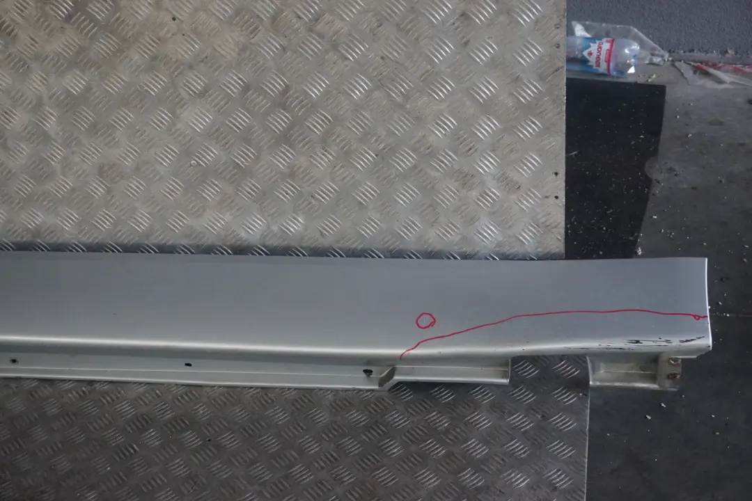 BMW E65 Listello Portiera Apertura Gonna SX Argento-Titanio Titan Argento - SKU 0140037-TS1 - Numero di parte 0140037